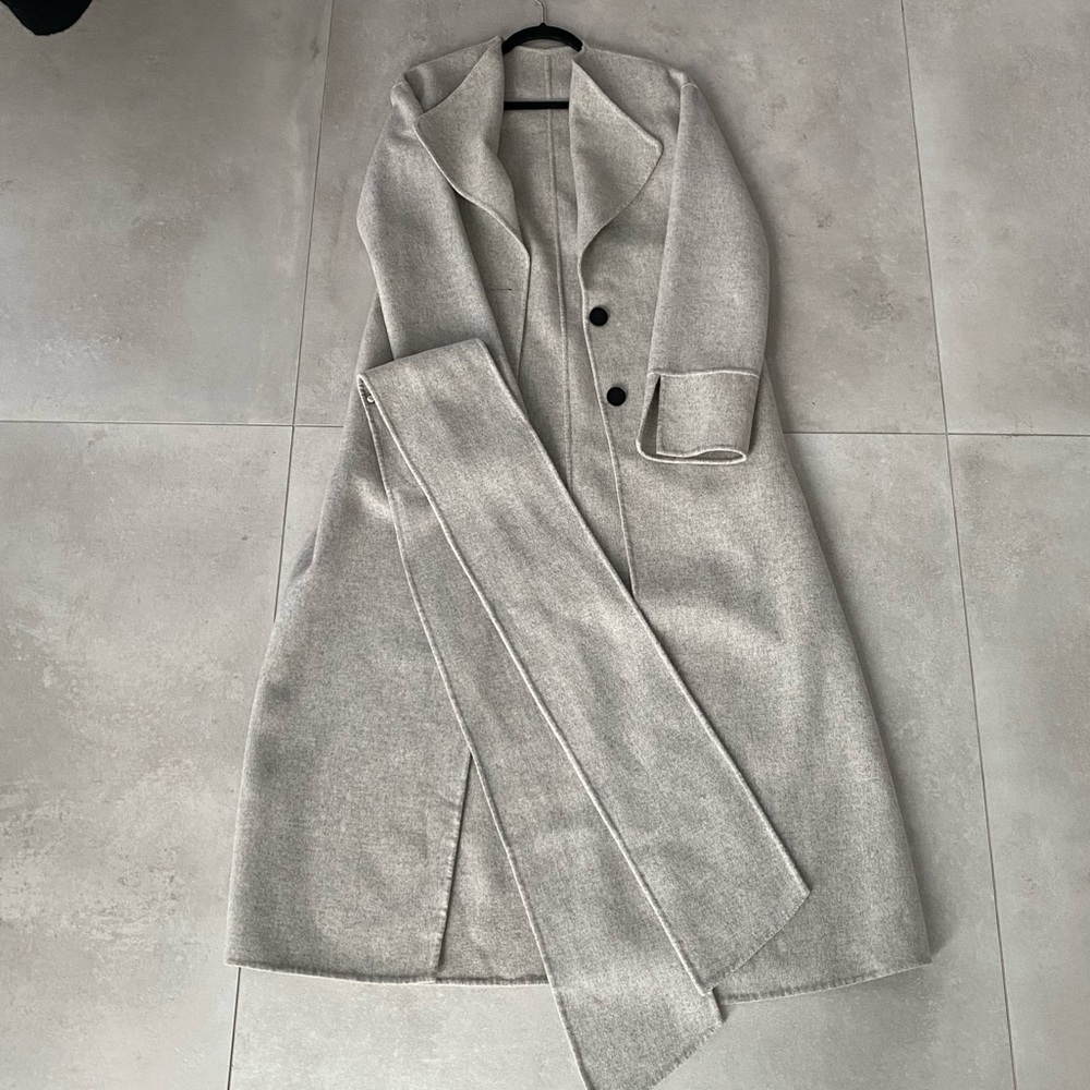 Elegant Gray Women's Coat